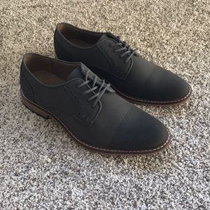 Brand NEW! Madden Cap Toe Oxford